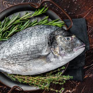 Dorade ganz küchenfertig ca. 400 g - nur 02.11.-07.11.