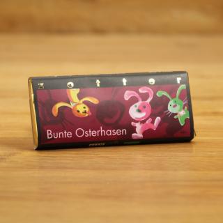 Bunte Osterhasen - Kirsch auf Nusswaffel
